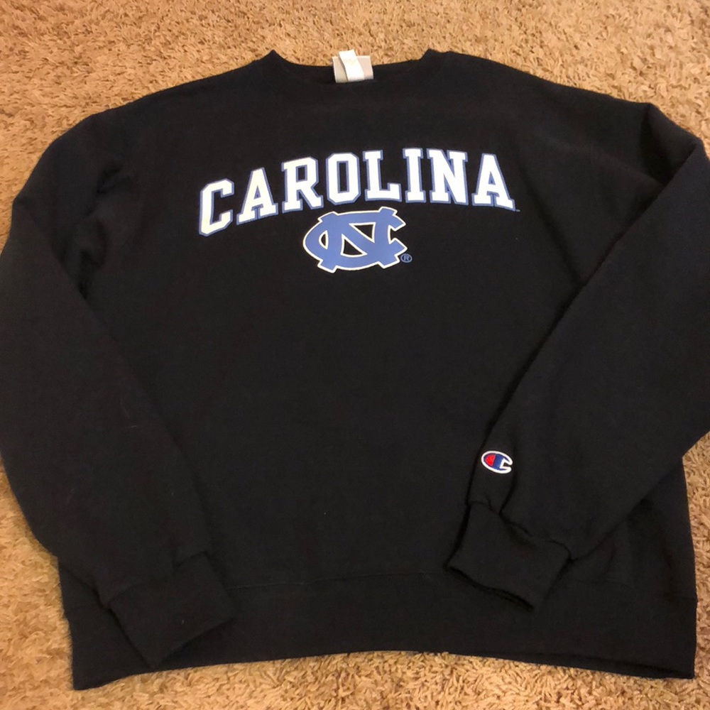 UNC Sweatshirt - SZ Medium